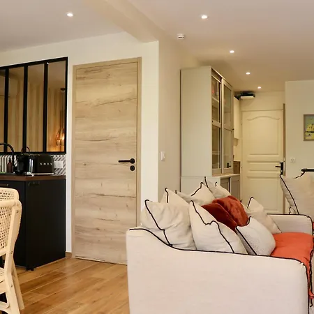 아파트 Sublime St Tropez 3 Bedrooms Pool 쎙뜨호뻬
