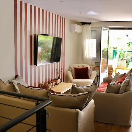 Sublime St Tropez 3 Bedrooms Pool 아파트 쎙뜨호뻬